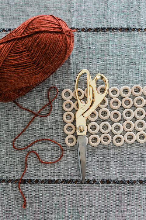 DIY Thanksgiving Wood Ring Trivet Mat