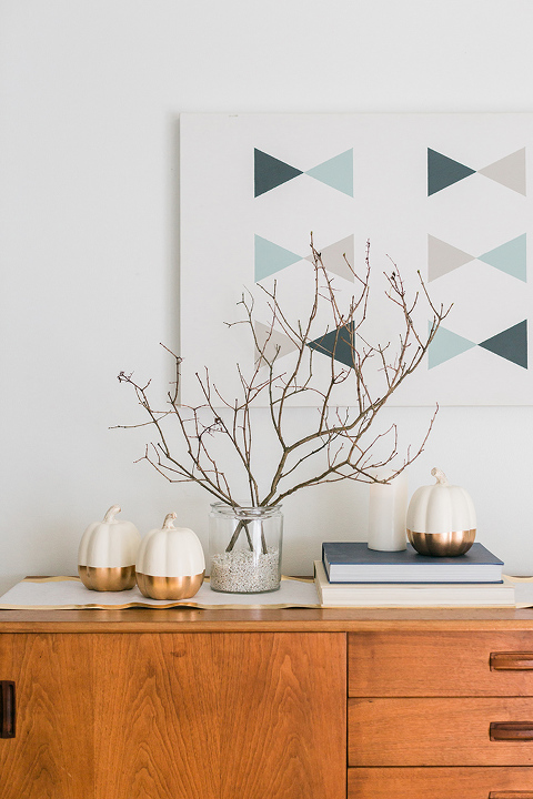 5-Minute DIY Branch Décor For Fall & Winter