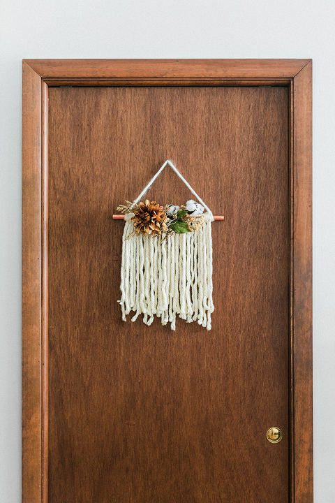 DIY Thanksgiving Wreath-Inspired Door Hanging