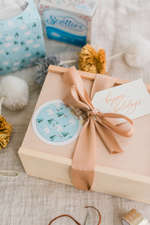 DIY Tissue Box Christmas Gift Tags | dreamgreendiy.com + #ScottiesStyle