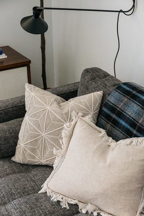 A Sneak Peek Of Our Revamped Living Room | dreamgreendiy.com + @article #ad #svensofa #ourarticle