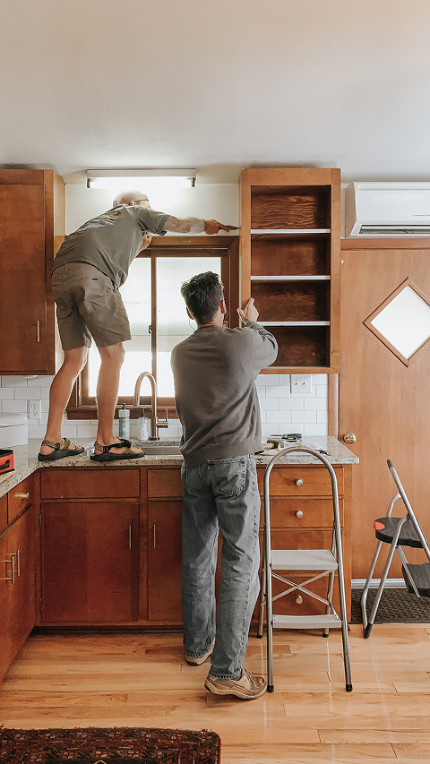 One Room Challenge, Week Three: Retro Cabinet Removal