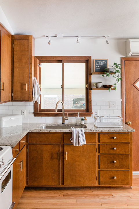 Our New (Washable!) Kitchen Rug - Dream Green DIY