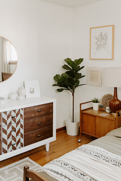 Mid-century dresser