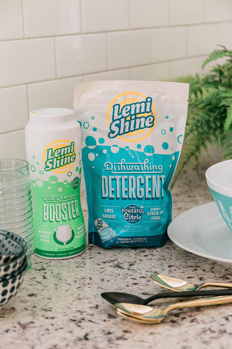 10-Minute Spring Cleaning Ideas To Try | dreamgreendiy.com + @mrclean @eurekapower @lemishine @scottliquidgold @babbleboxxofficial #CleanHomeHacksBBxx #ONECleanHome #SLGONE #scottsliquidgold #ad