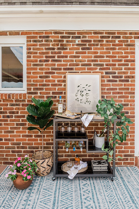 DIY Bar Cart Styling And Dining Alfresco Tips | dreamgreendiy.com + @AllModern #ad