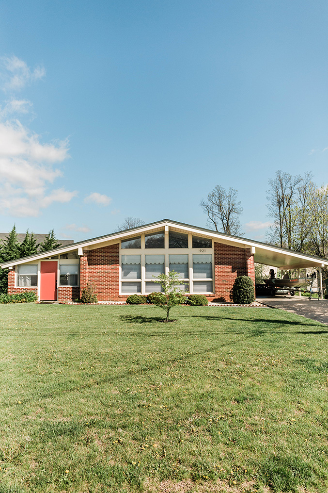 Mid-Century Home Tour On Atomic Ranch