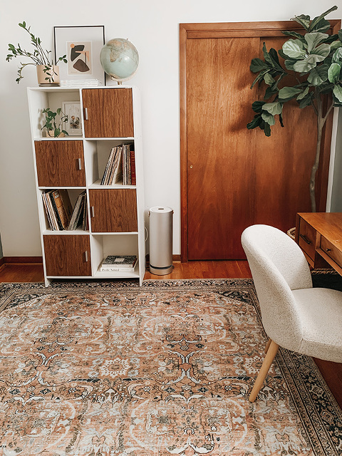 Layering Rugs Using A Rug Pad - Dream Green DIY