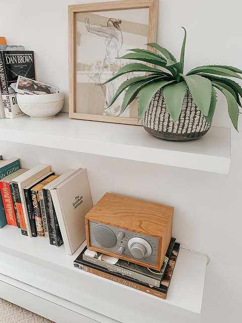 Our Favorite Way To Listen To Music | dreamgreendiy.com + @tivoliaudio #ad #tivoliaudio