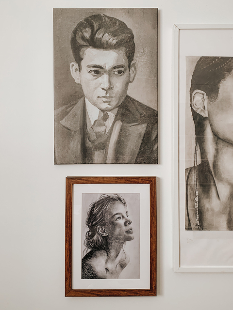 DIY Shareable Original Art Gallery Wall | dreamgreendiy.com + @canvasdiscount #ad #canvasdiscount_com #personalizedgifts #photoprints