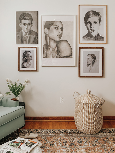 DIY Shareable Original Art Gallery Wall | dreamgreendiy.com + @canvasdiscount #ad #canvasdiscount_com #personalizedgifts #photoprints