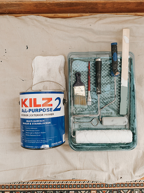 Fresh And Functional Bedroom Paint Makeover With KILZ® | dreamgreendiy.com + @kilzbrand #kilz #ad