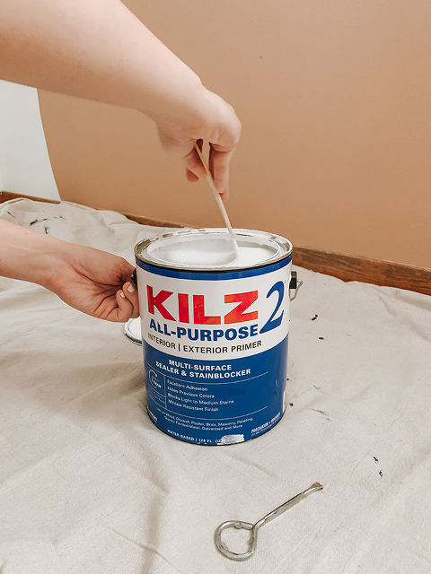 Fresh And Functional Bedroom Paint Makeover With KILZ® | dreamgreendiy.com + @kilzbrand #kilz #ad