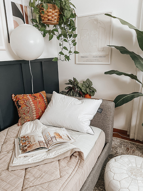 4 Tips For A Spring Home Refresh | dreamgreendiy.com + @Babbleboxx @paccoastbedding #ad #SpringHomeRefreshBBxx #stopthequat #cleanwithconscience #boulderclean #pacificcoastfeather #pacificcoastfeatherpartner