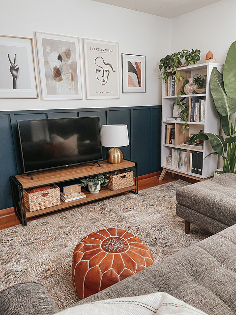 A Media Console For The Lounge Room | dreamgreendiy.com + @southshorefurniture #ad #southshorefurniture