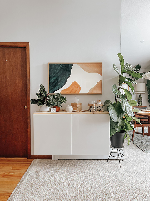 Walnut Doors For Our IKEA Besta TV Unit | dreamgreendiy.com + @norseinteriors #ad #NorseInteriors