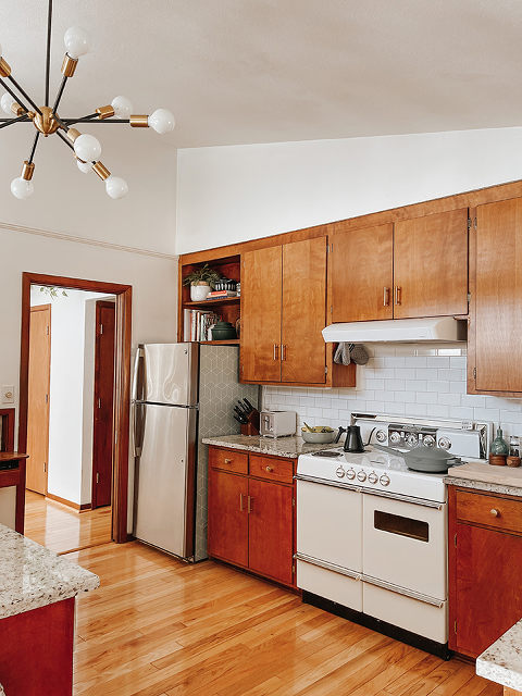 DIY open shelving: Converting kitchen cabinets to shelves