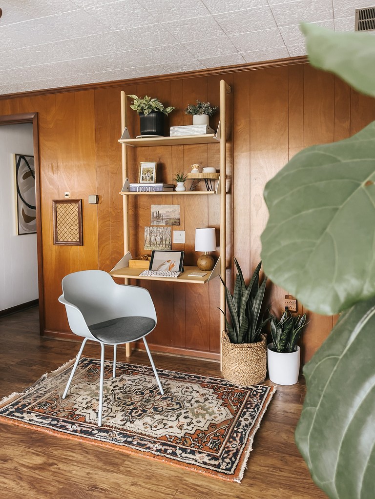 My Wall-Mounted Desk And Office Nook