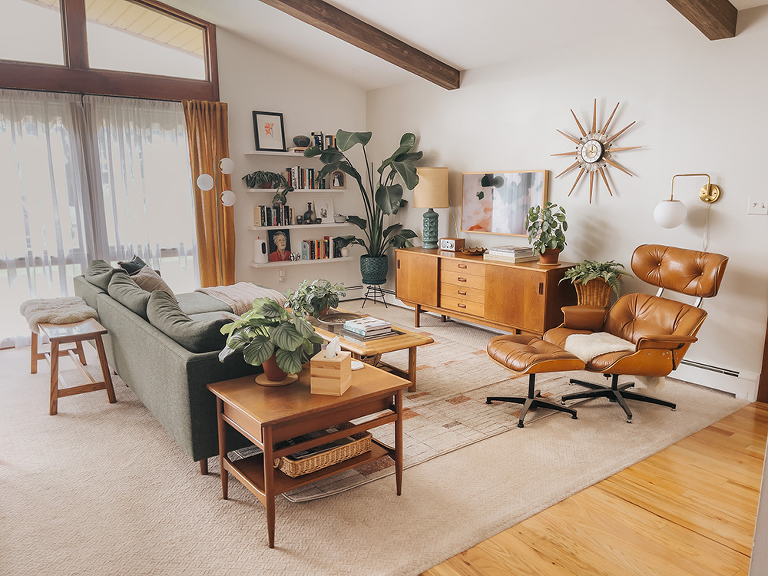 Eclectic Retro Mid-Century Living Room Inspiration