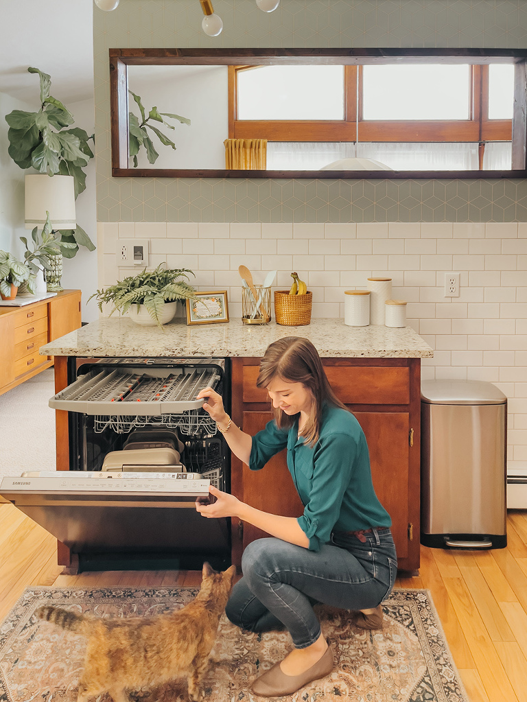 How To Properly Load A Dishwasher