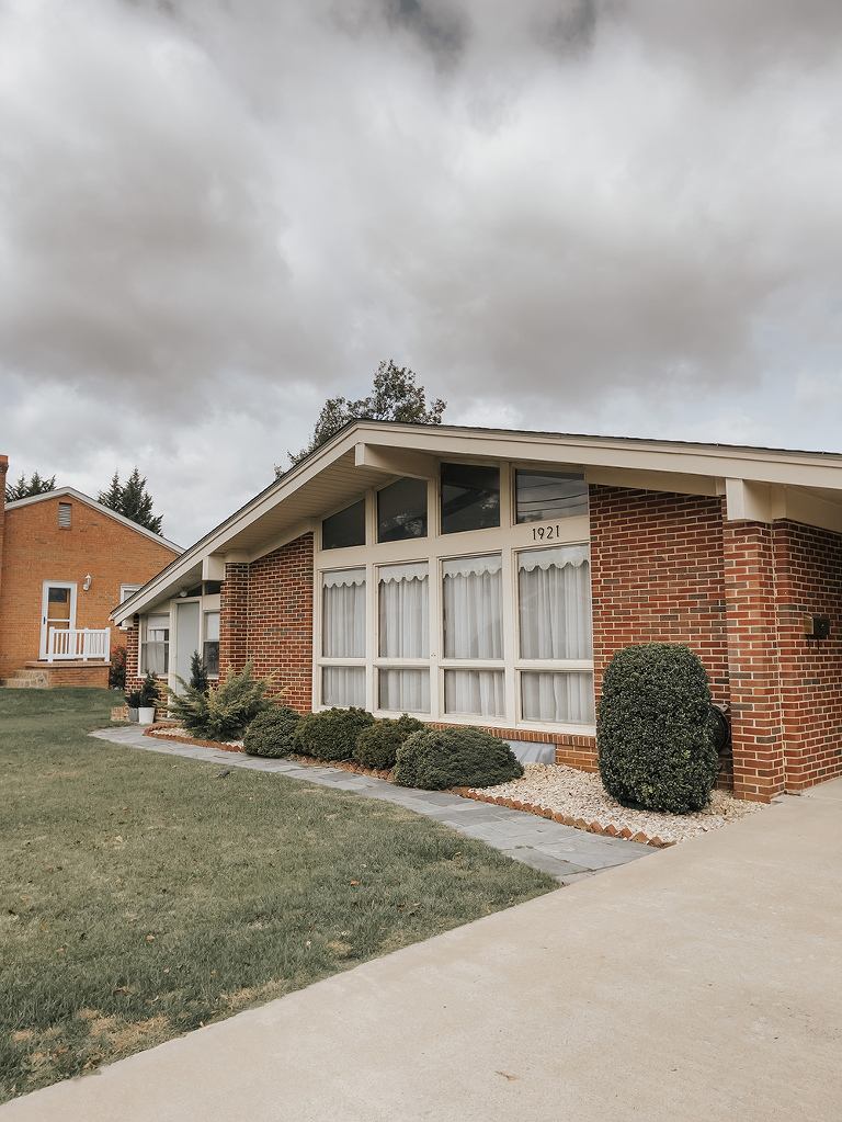 Colorful Retro Mid-Century Home Tour