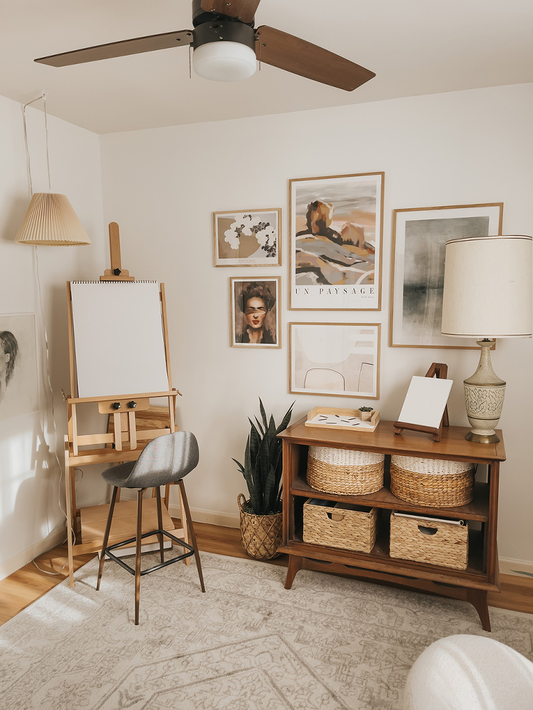 Art Studio Tour & Gallery Wall Reveal | dreamgreendiy.com + @desenio #ad