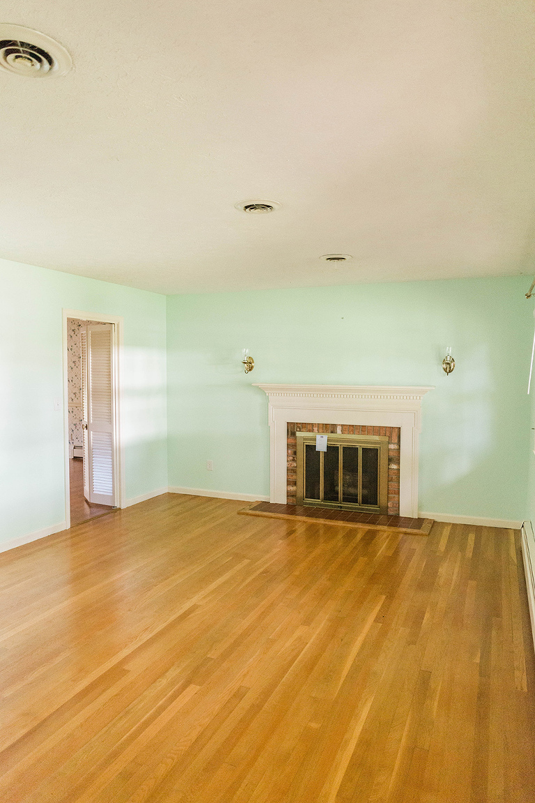 Mid-Century Living Room Paint Color Ideas