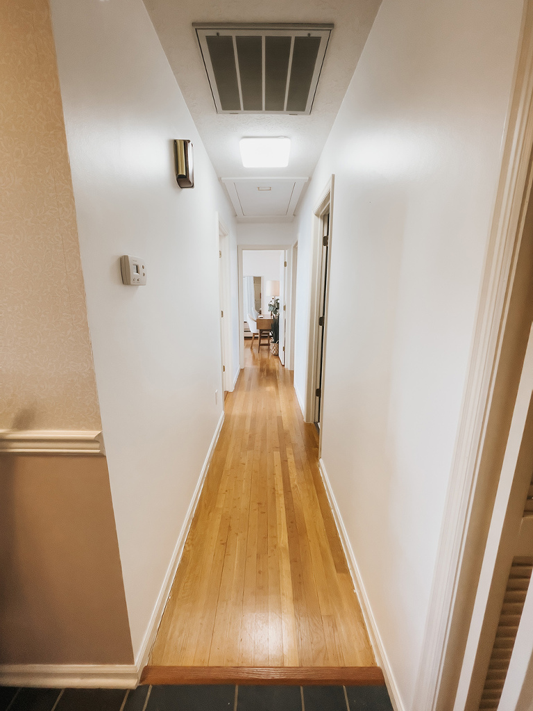 Renter-Friendly Hallway Makeover Hacks