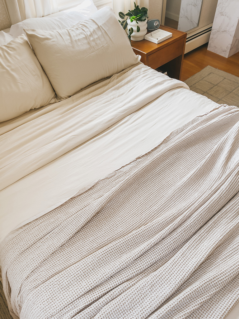 Ultra Soft Bamboo Summer Bedding | @cozyearth #SLEEPCOZYEARTH #ad