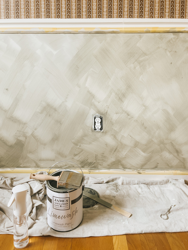 How To Limewash Your Walls | dreamgreendiy.com + @jamesalexanderpaint (ad/gifted)
