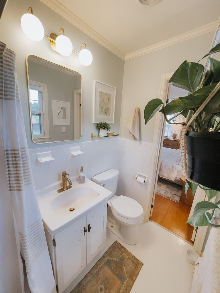 Mid-Century Bathroom Renovation Makeover