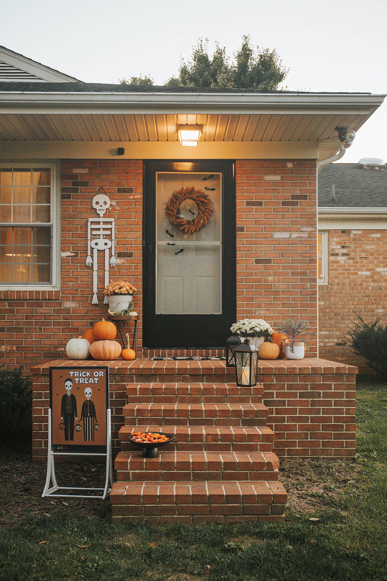 Harvest Halloween Porch Décor Ideas