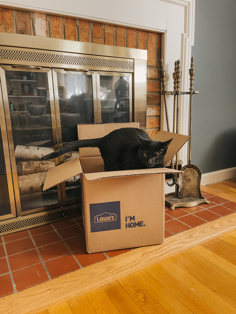 Last-Minute Home-Themed Stocking Stuffers | dreamgreendiy.com + @lowes #ad #LowesPartner #Lowes25DaysofDeals