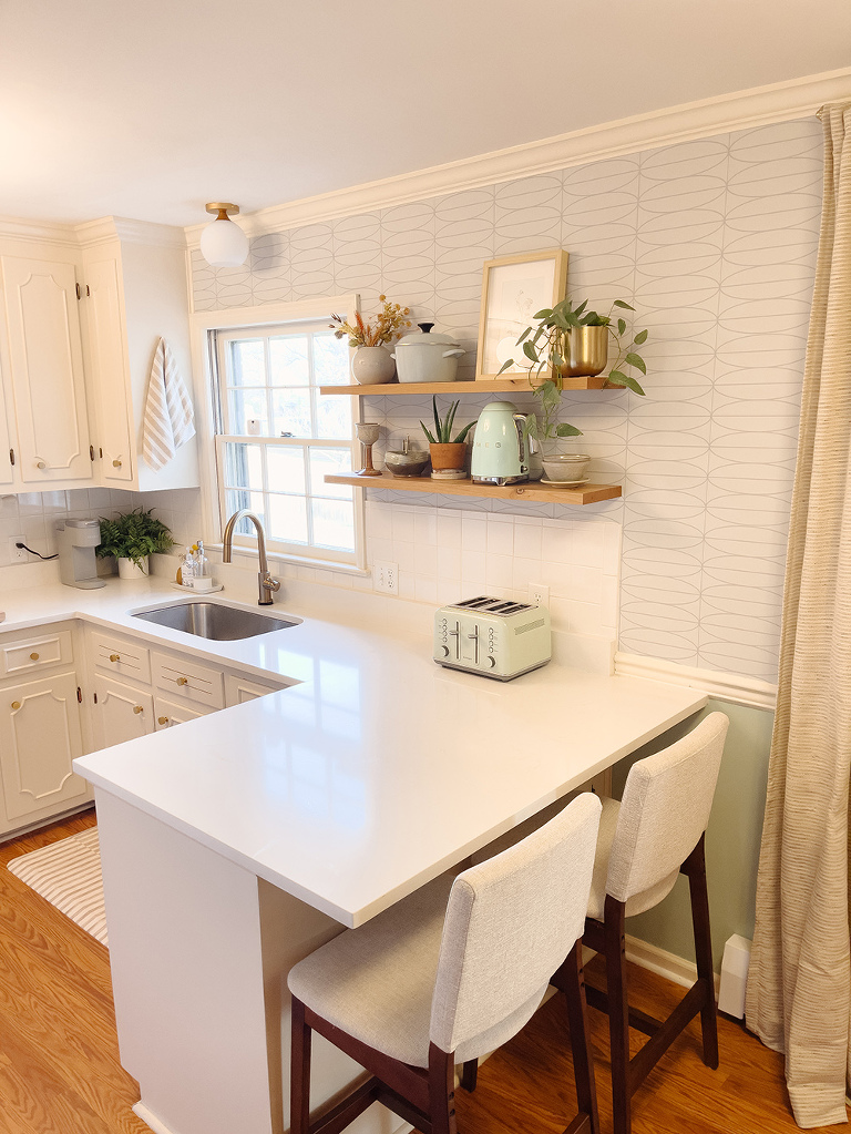Mid-Century Kitchen With DIY Peel-And-Stick Retro Patterned Wallpaper