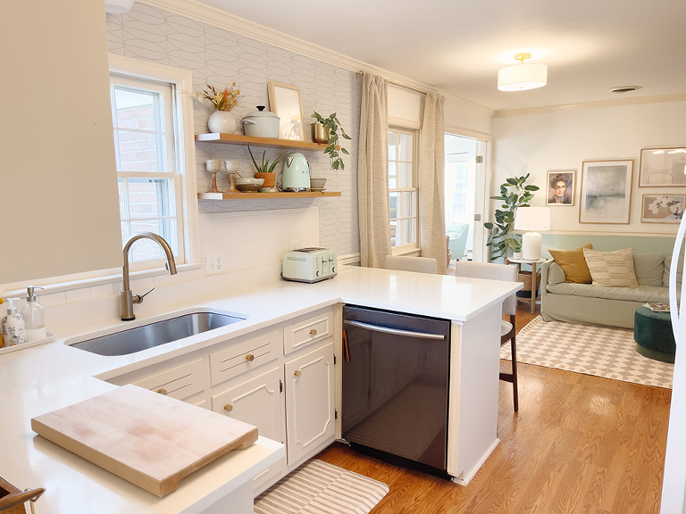Mid-Century Kitchen With DIY Peel-And-Stick Retro Patterned Wallpaper