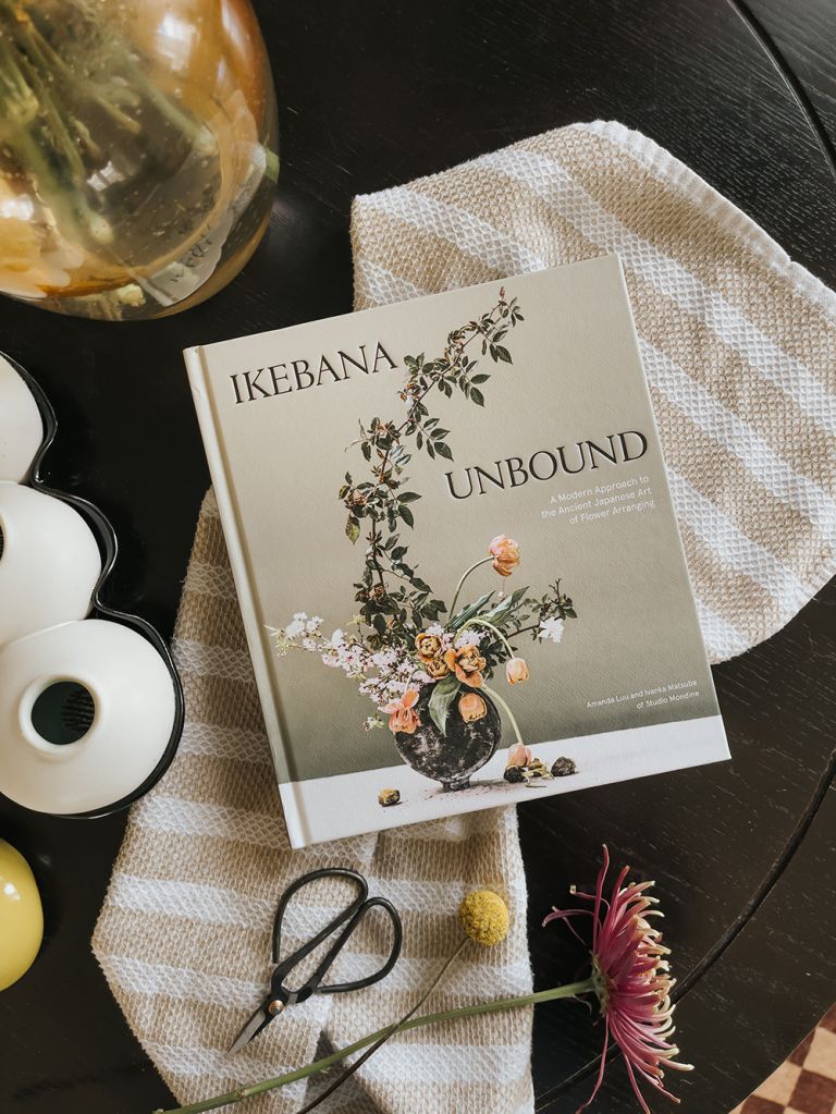 DIY Ikebana Floral Arranging Tips