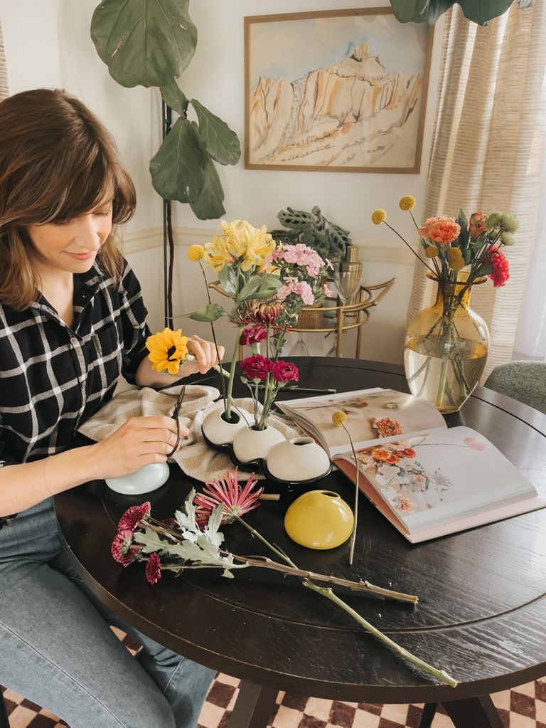 DIY Ikebana Floral Arranging Tips