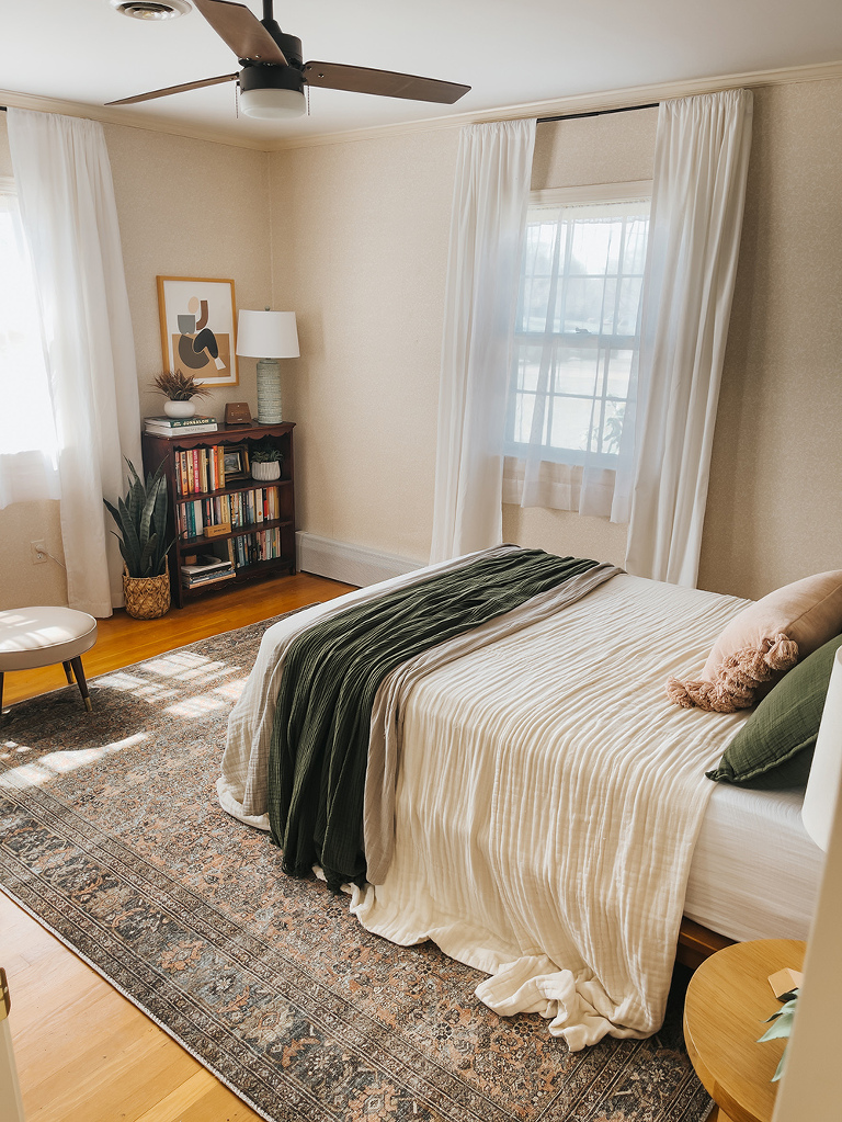 Secondhand Home Décor Styled In A Mid-Century Home