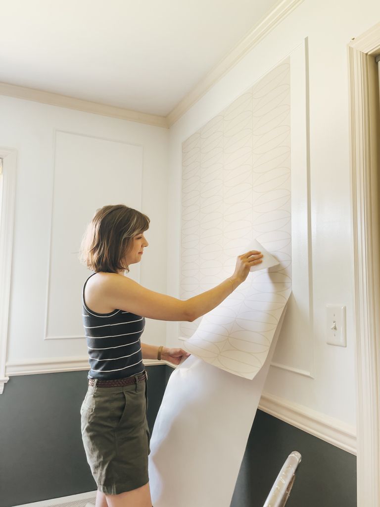 DIY Wallpapered Picture Frame Moulding Featuring @fancywallseu Peel-And-Stick Wallpaper (ad/gifted)