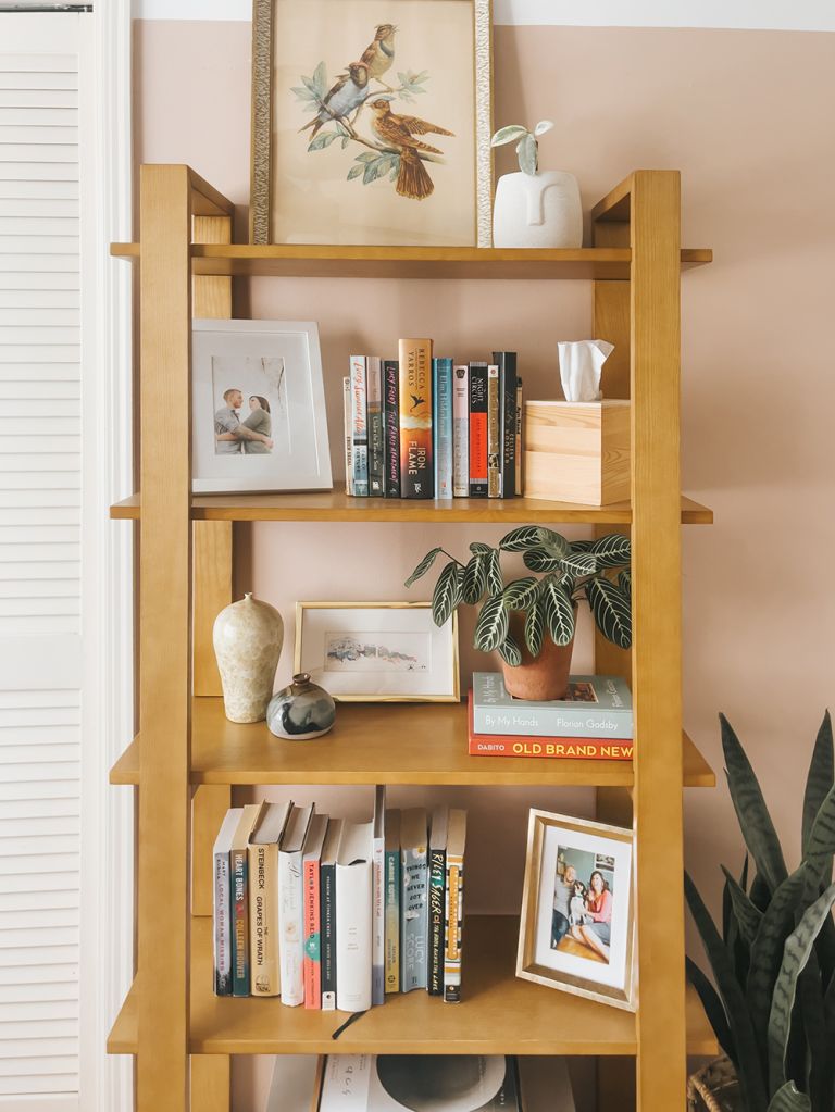 Styling The @Burrow Index Bookcase (ad/gifted) #myburrow #burrowroomies
