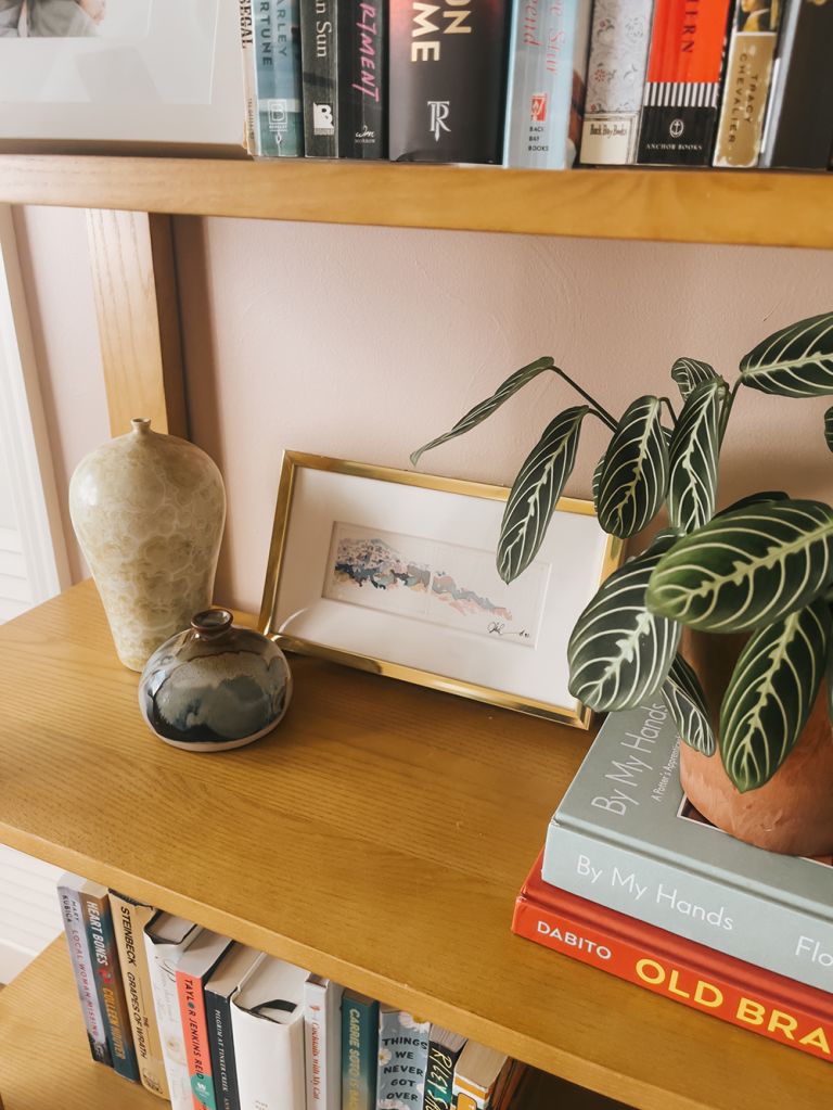 Styling The @Burrow Index Bookcase (ad/gifted) #myburrow #burrowroomies