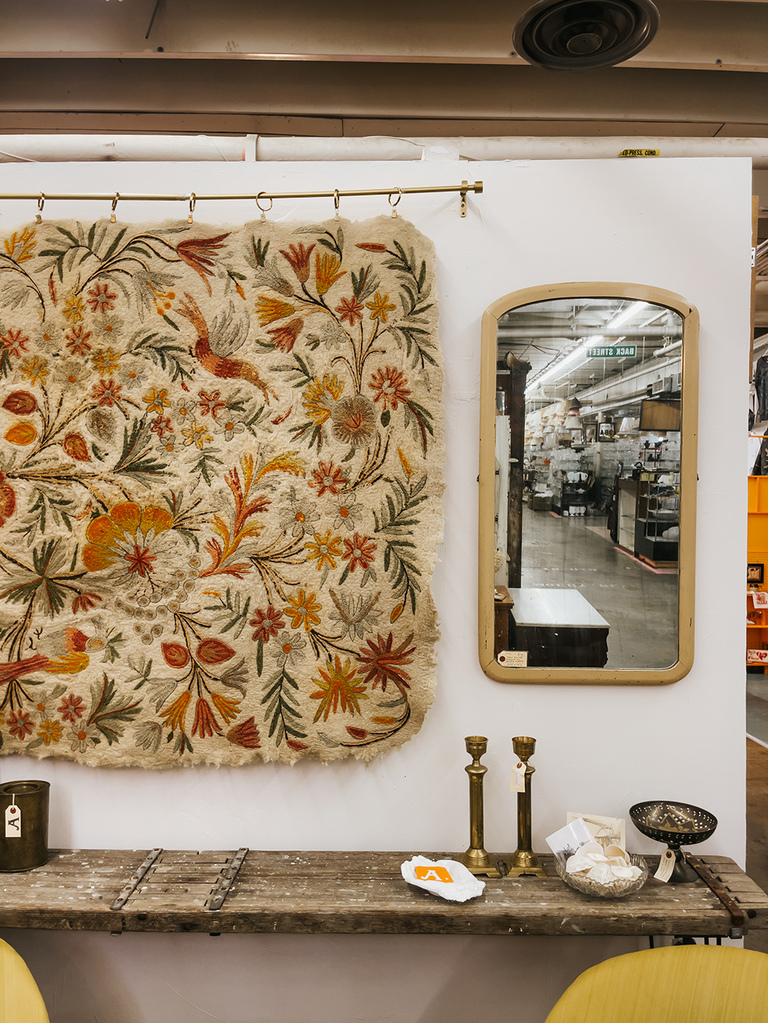 Shopping America's Largest Antique Mall