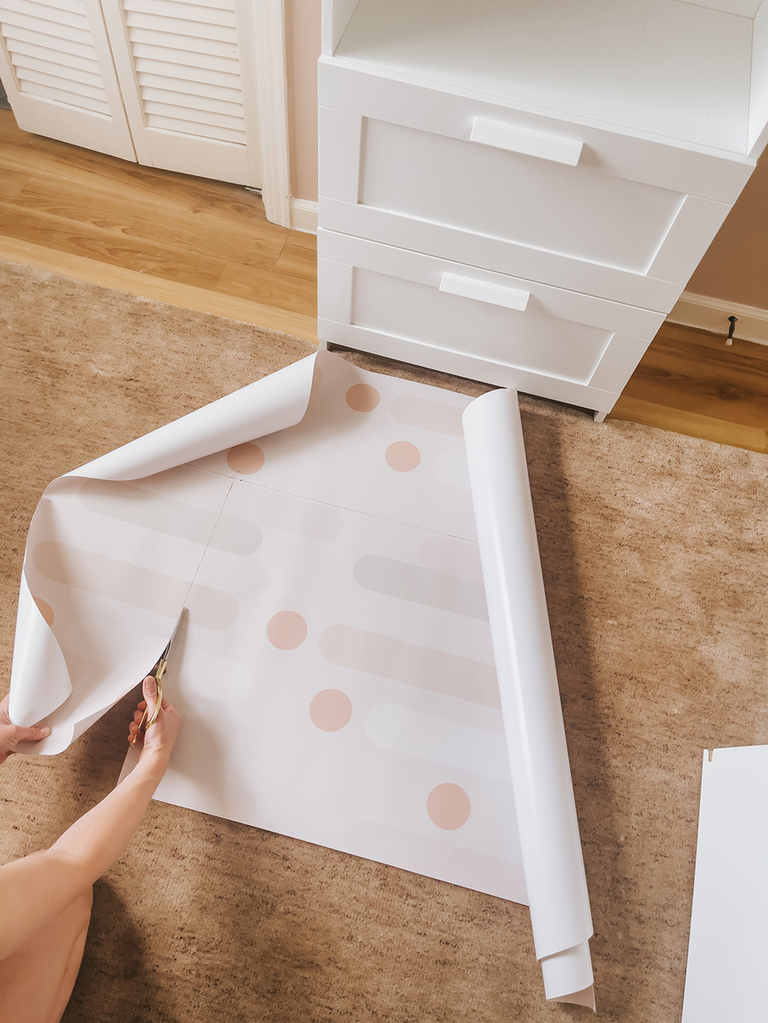 DIY Wallpapered Bookcase IKEA Hack Featuring @fancywallseu Peel-And-Stick Wallpaper (ad/gifted)