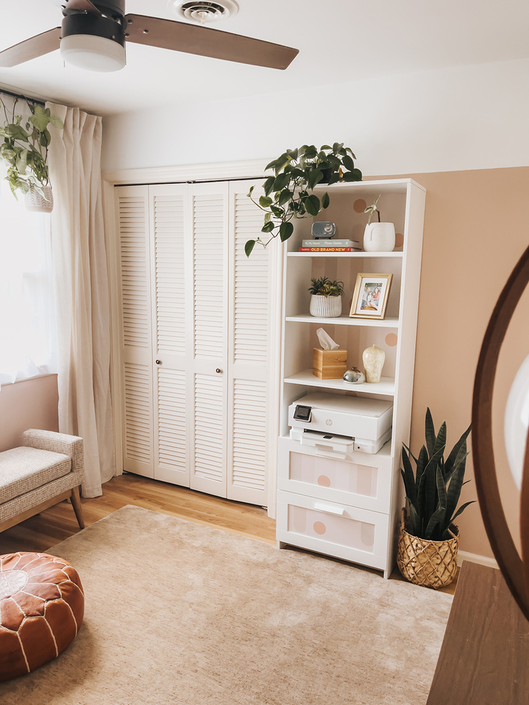 DIY Wallpapered Bookcase IKEA Hack Featuring @fancywallseu Peel-And-Stick Wallpaper (ad/gifted)