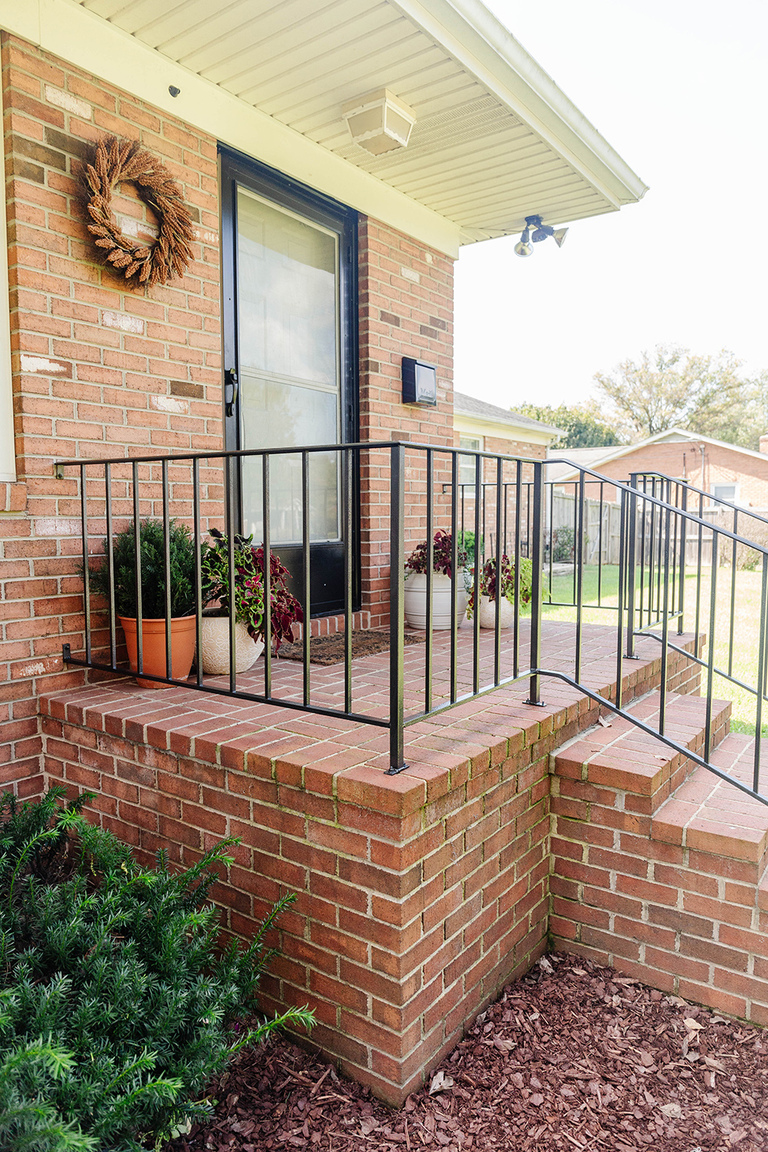 How To Restore An Old Metal Railing