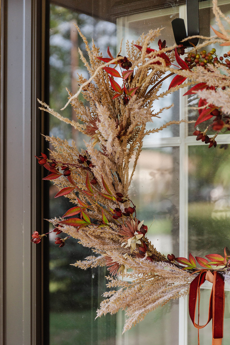 How To Style A Modern Fall Front Porch