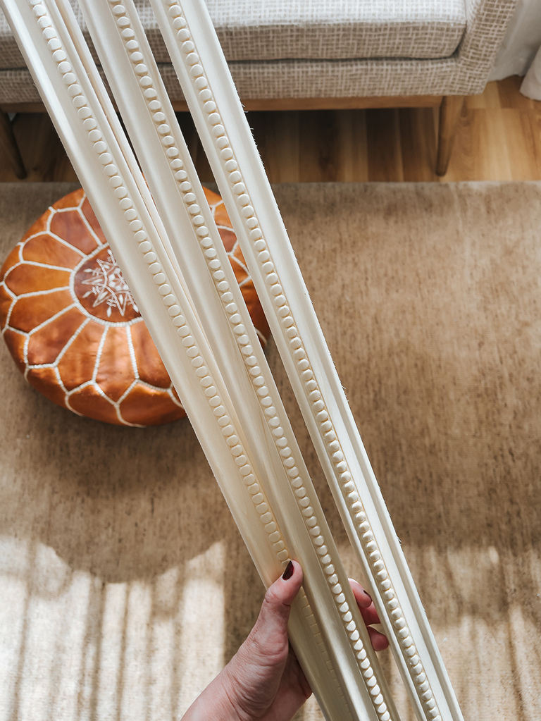 DIY 1/4 Wall Peel-And-Stick Wallpaper Border