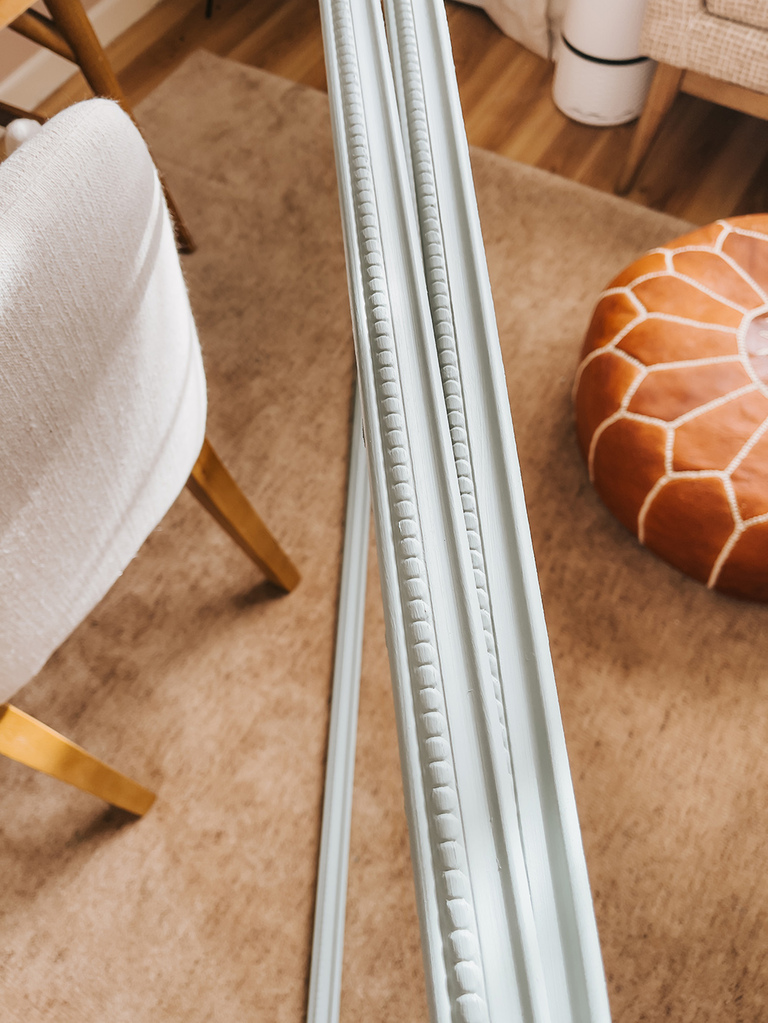 DIY 1/4 Wall Peel-And-Stick Wallpaper Border