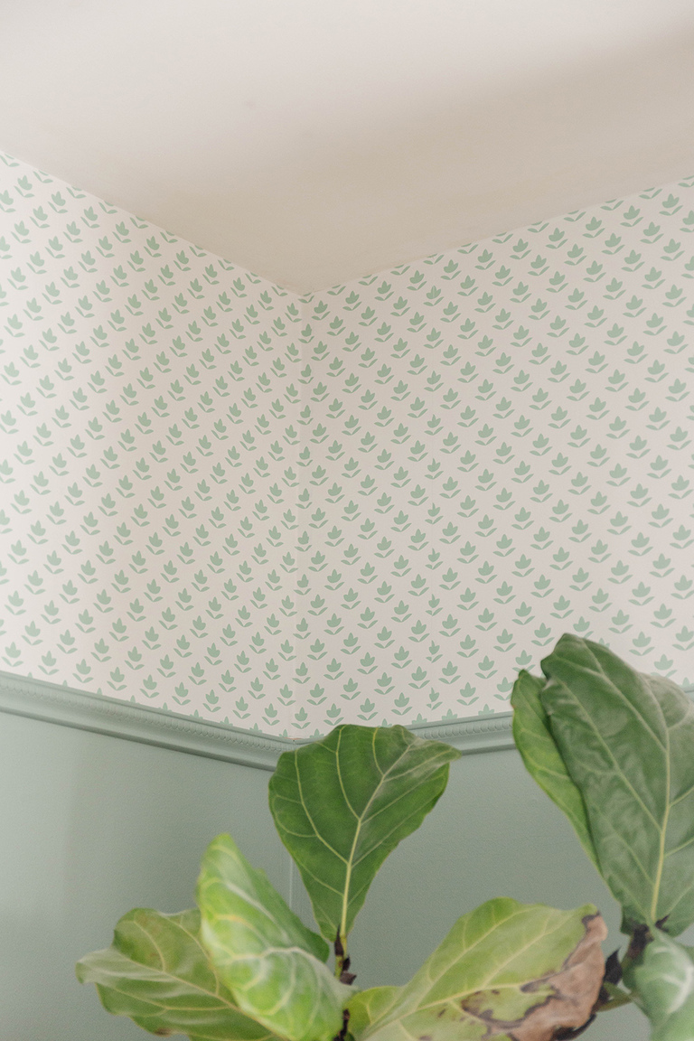 DIY 1/4 Wall Peel-And-Stick Wallpaper Border