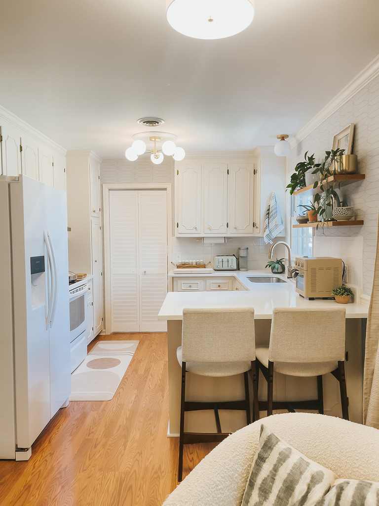 How To Maximize Counters In A Small Kitchen